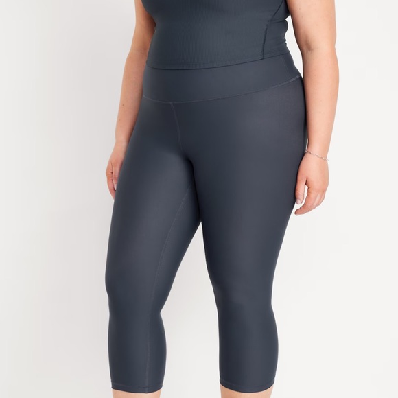 NWT OLD NAVY High-Waisted Cropped Leggings Color:Dusk Navy - Picture 7 of 10